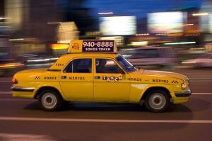 Выделенная полоса для общественного транспорта такси